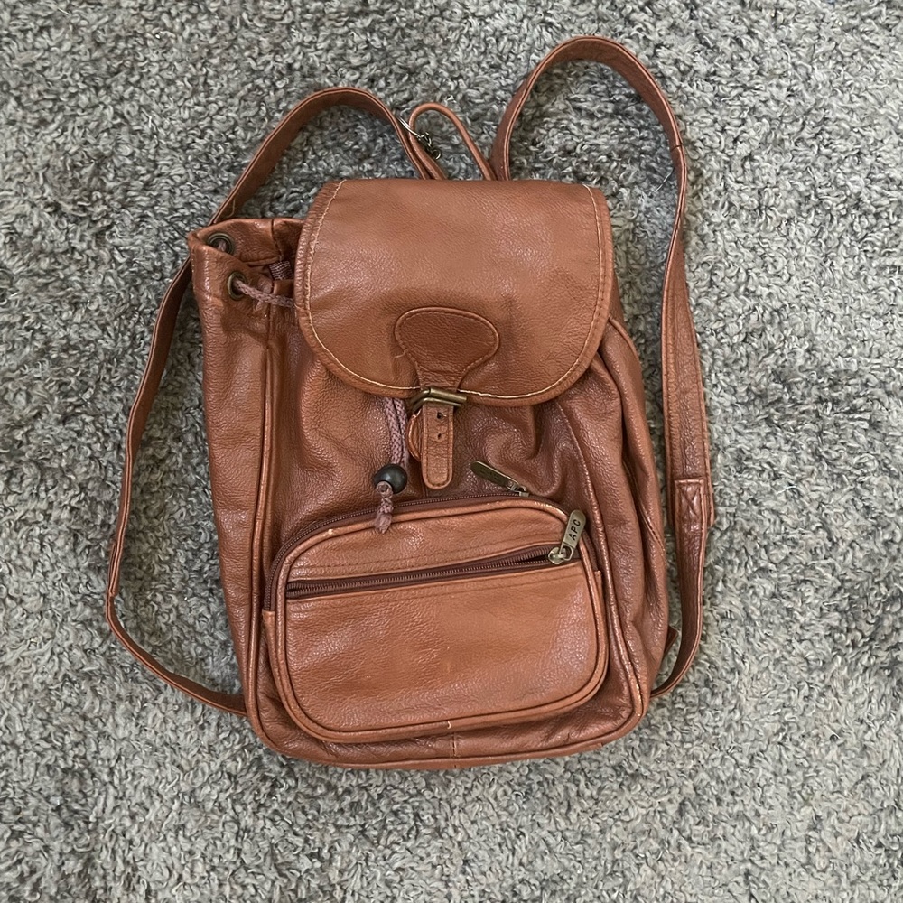 APC | Medium Leather Backpack